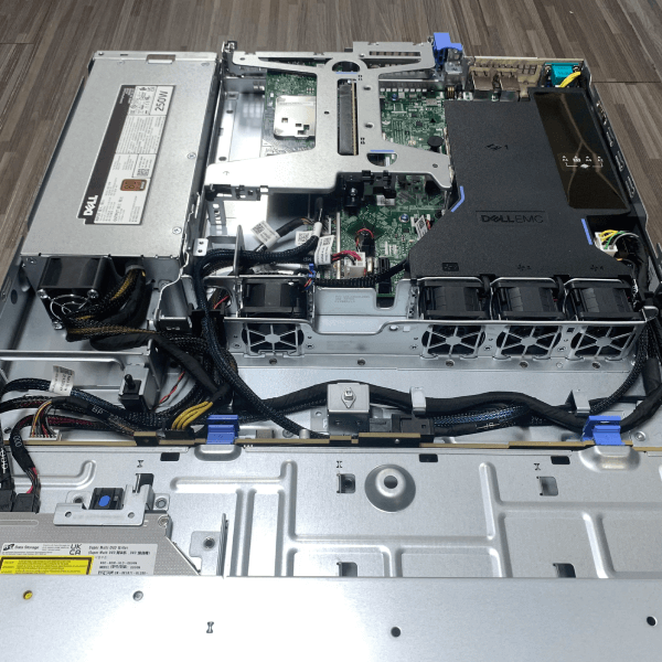 Server Dell PowerEdge R240 4x3.5 - thumbs (3)