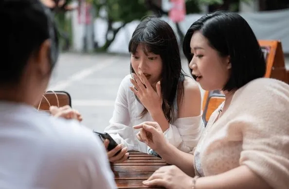 ChatGPT tích hợp tính năng mua sắm trực tiếp