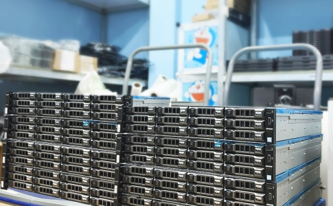 Điểm danh một số server cũ bán chạy nhất thị trường