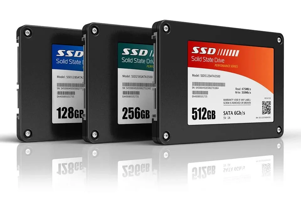Tốc độ lưu trữ trên máy chủ cũ và nên nâng cấp lên SSD enterprise?