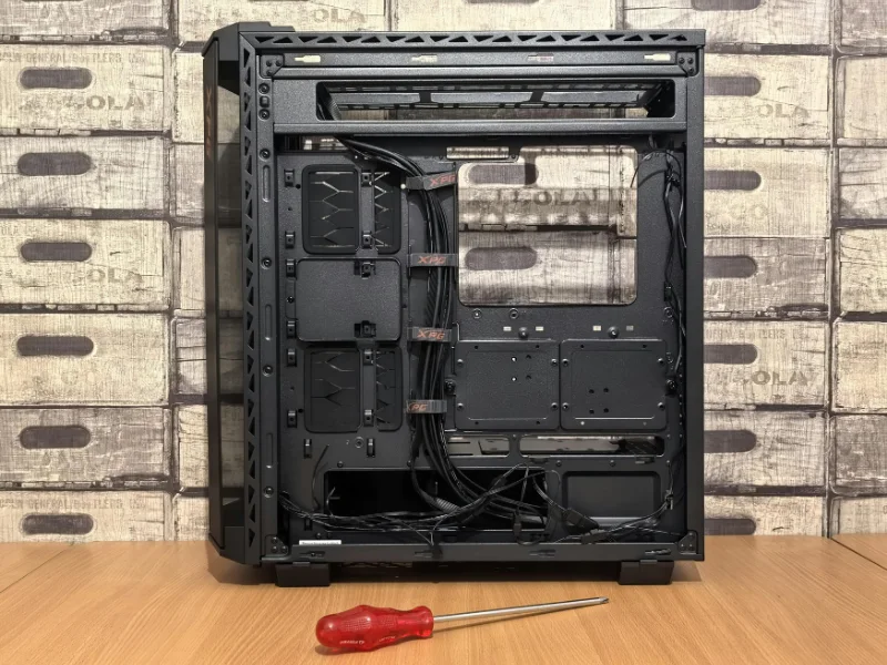 Vỏ case server cũ: Giải pháp tiết kiệm cho doanh nghiệp cần mở rộng hệ thống Vỏ case server cũ: Giải pháp tiết kiệm cho doanh nghiệp cần mở rộng hệ thống
