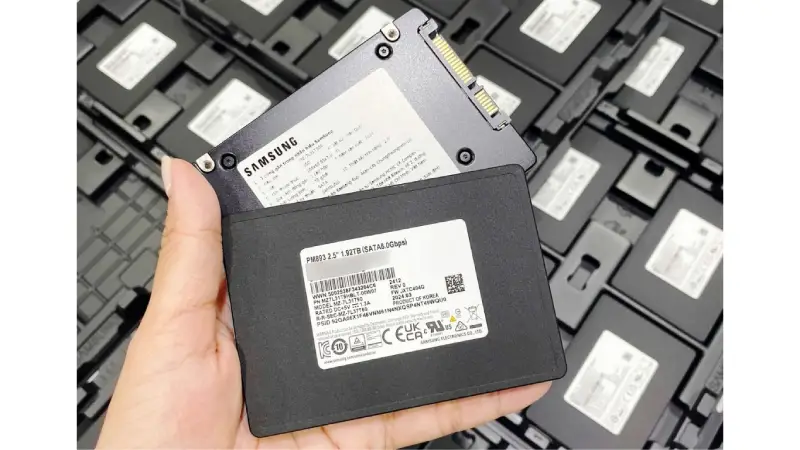 Samsung PM893 có phù hợp cho VMware và Hyper-V không?