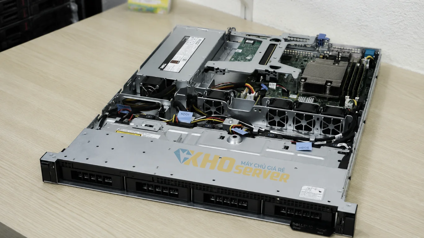 Những Lưu Ý Kỹ Thuật Quan Trọng Khi Lựa Chọn Dell R240 Thanh Lý Giá Rẻ Kiểm tra cấu hình Dell R240 trước khi đầu tư giúp đảm bảo hiệu năng và độ ổn định lâu dài