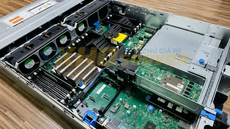 Dell R740 hỗ trợ tốt database và ứng dụng nội bộ