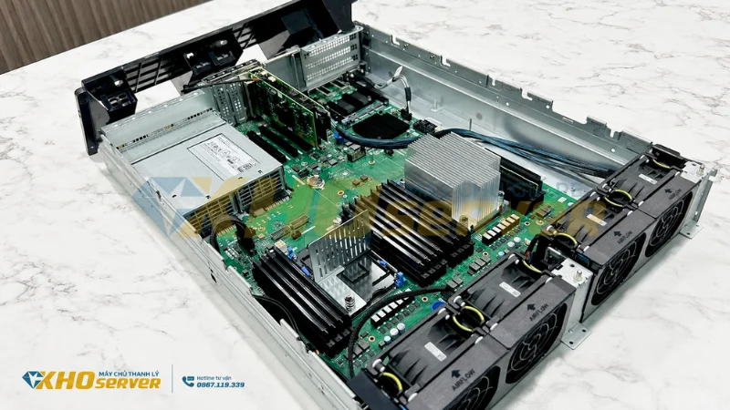 FusionServer 2288H V6 hỗ trợ tốt lưu trữ, database và backup dữ liệu