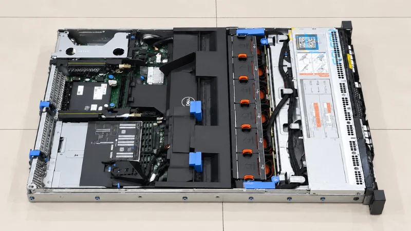 Có Nên Đầu Tư Máy Chủ Dell R720 Thanh Lý Cho Doanh Nghiệp Nhỏ? Dell R720 đáp ứng tốt File Server và backup