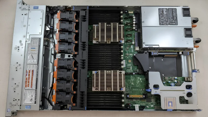 Tại Sao Dân Vận Hành Hệ Thống Ưa Chuộng Máy Chủ Dell R640 Cũ? Kiểm tra kỹ phần cứng R640 trước khi đưa vào vận hành